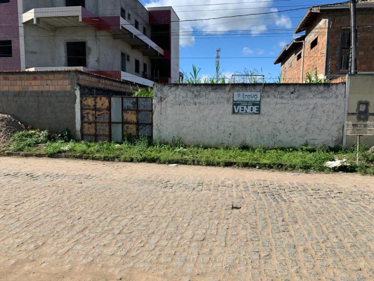 EXCELENTE TERRENO À VENDA